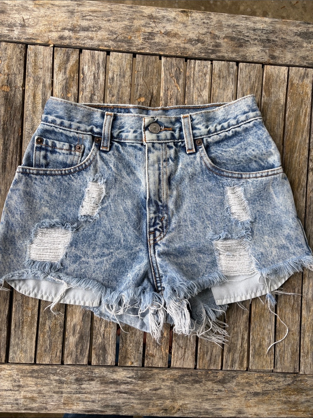 Vintage 90’s Levi’s Distressed Cut-Off Booty Shorts